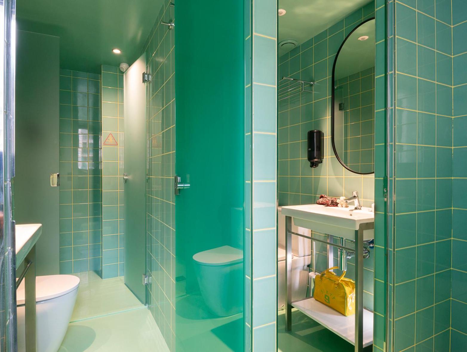Amistat City Hostel バルセロナ エクステリア 写真