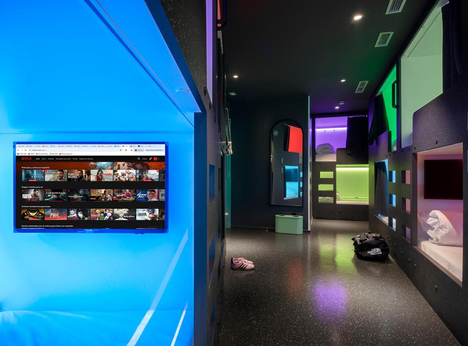 Amistat City Hostel バルセロナ エクステリア 写真